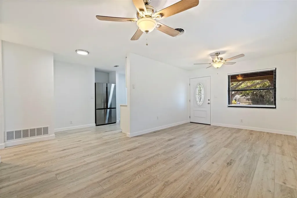 231 93rd Avenue N St Petersburg FL 33702
