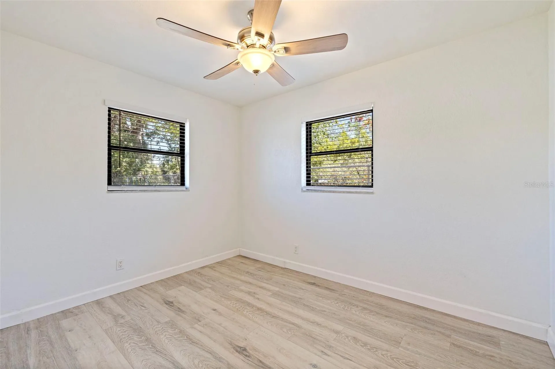 231 93rd Avenue N St Petersburg FL 33702