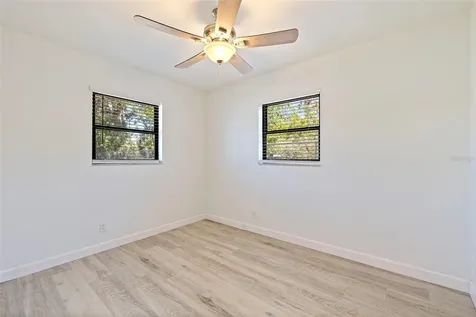 231 93rd Avenue N St Petersburg FL 33702