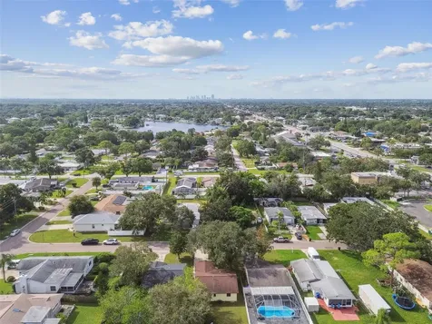 231 93rd Avenue N St Petersburg FL 33702