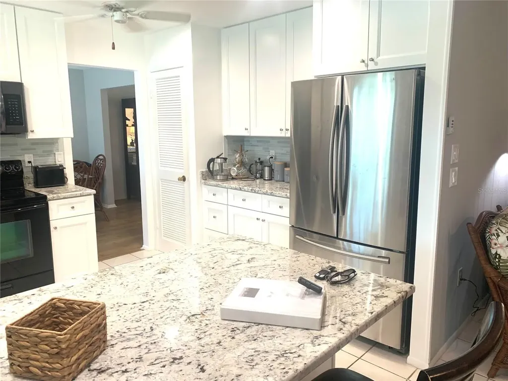 1714 Meadowood Street Sarasota FL 34231