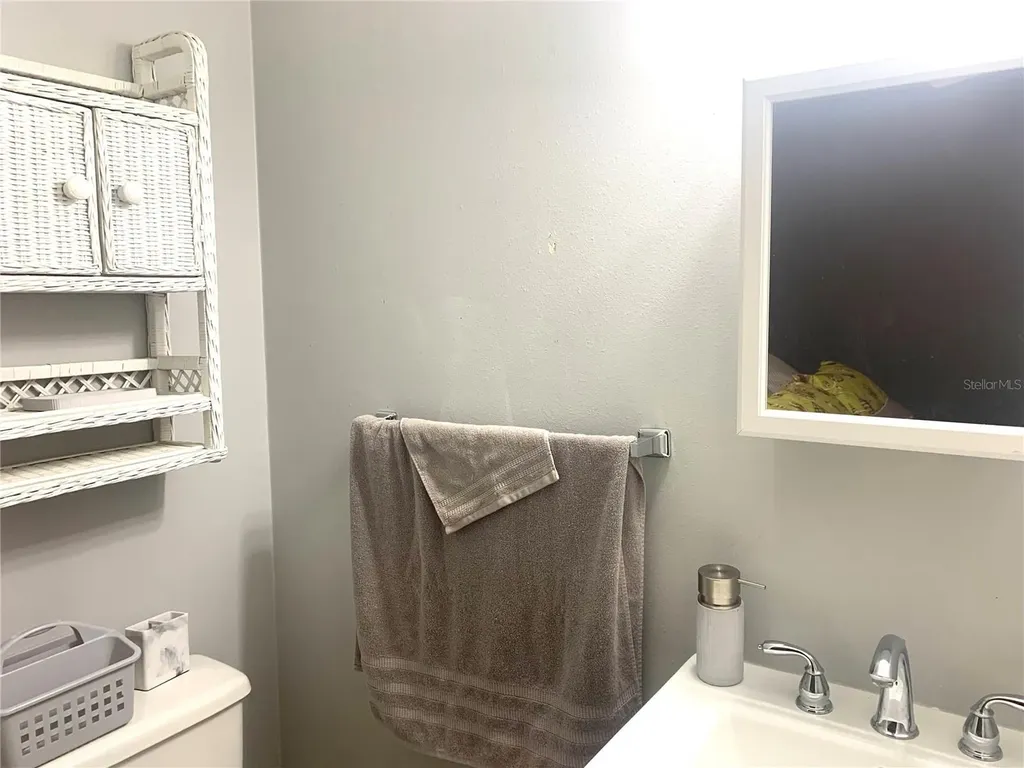 1714 Meadowood Street Sarasota FL 34231