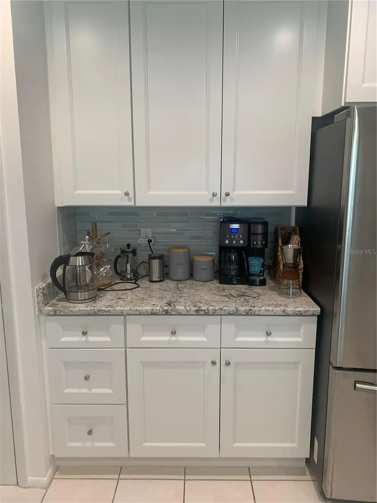 1714 Meadowood Street Sarasota FL 34231