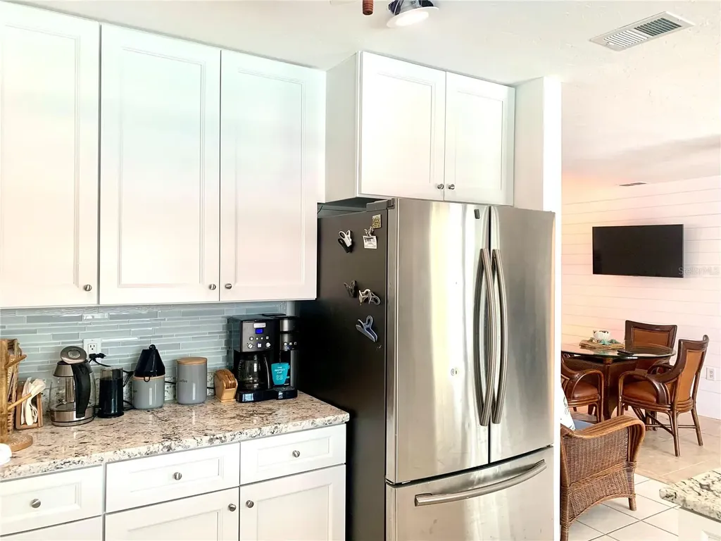 1714 Meadowood Street Sarasota FL 34231