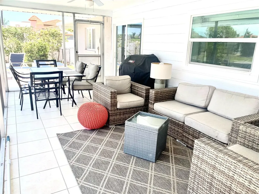 1714 Meadowood Street Sarasota FL 34231