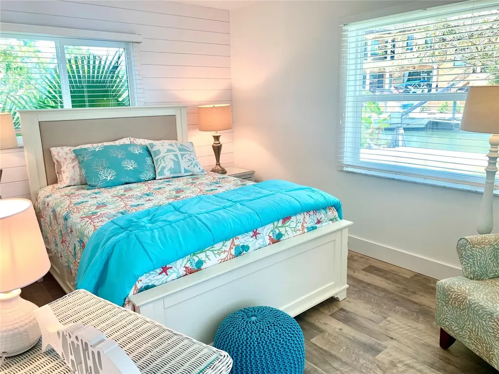 1714 Meadowood Street Sarasota FL 34231