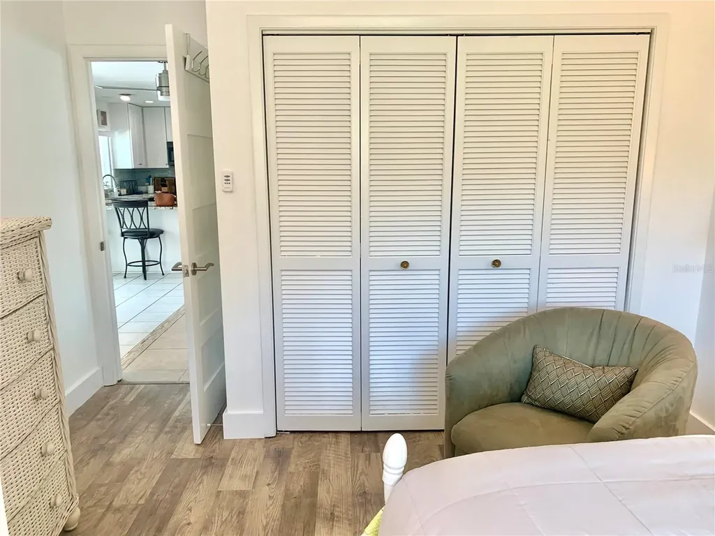 1714 Meadowood Street Sarasota FL 34231