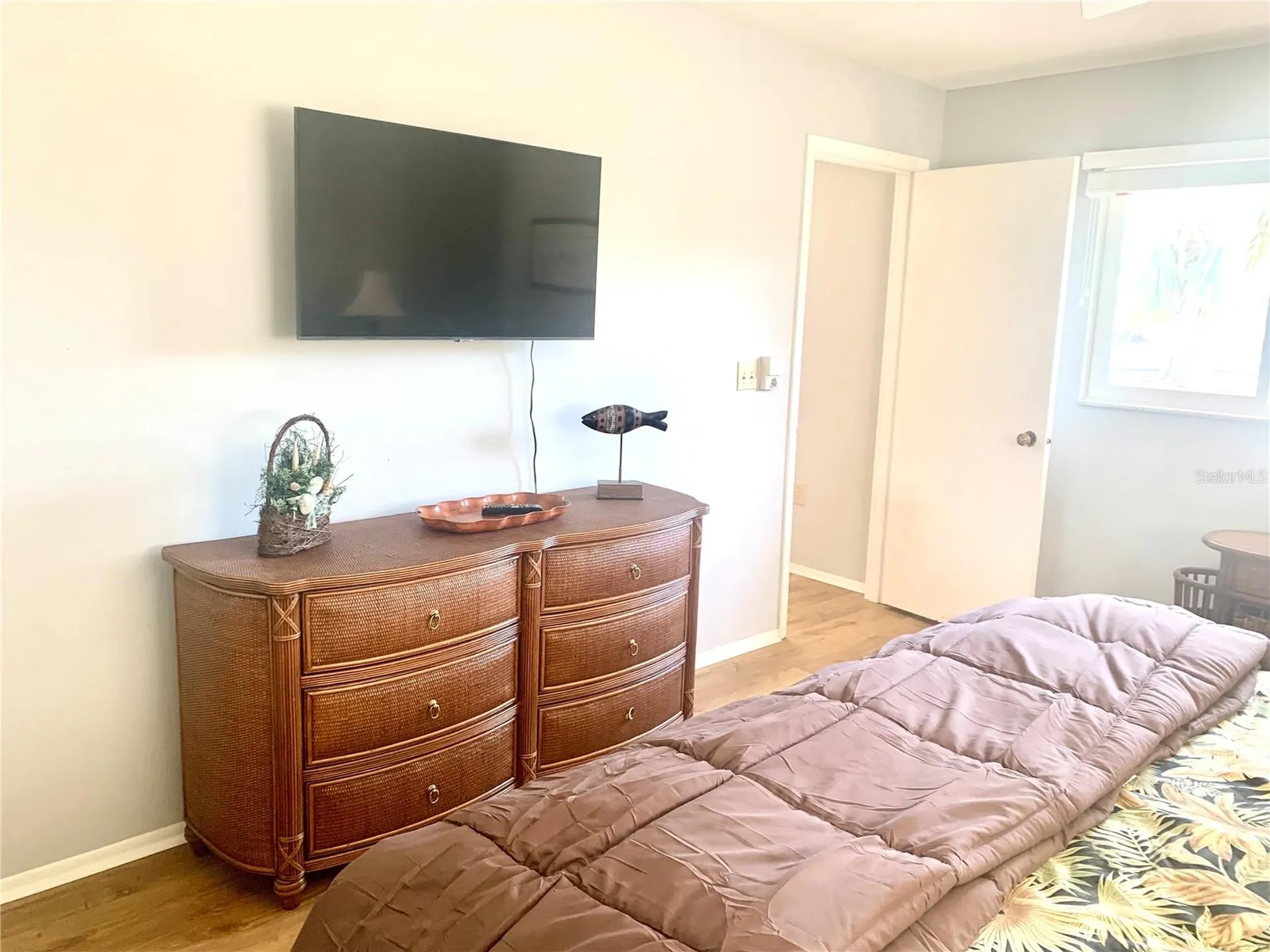 1714 Meadowood Street Sarasota FL 34231