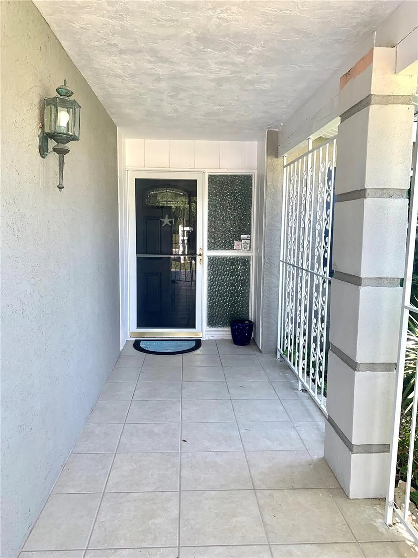 1714 Meadowood Street Sarasota FL 34231