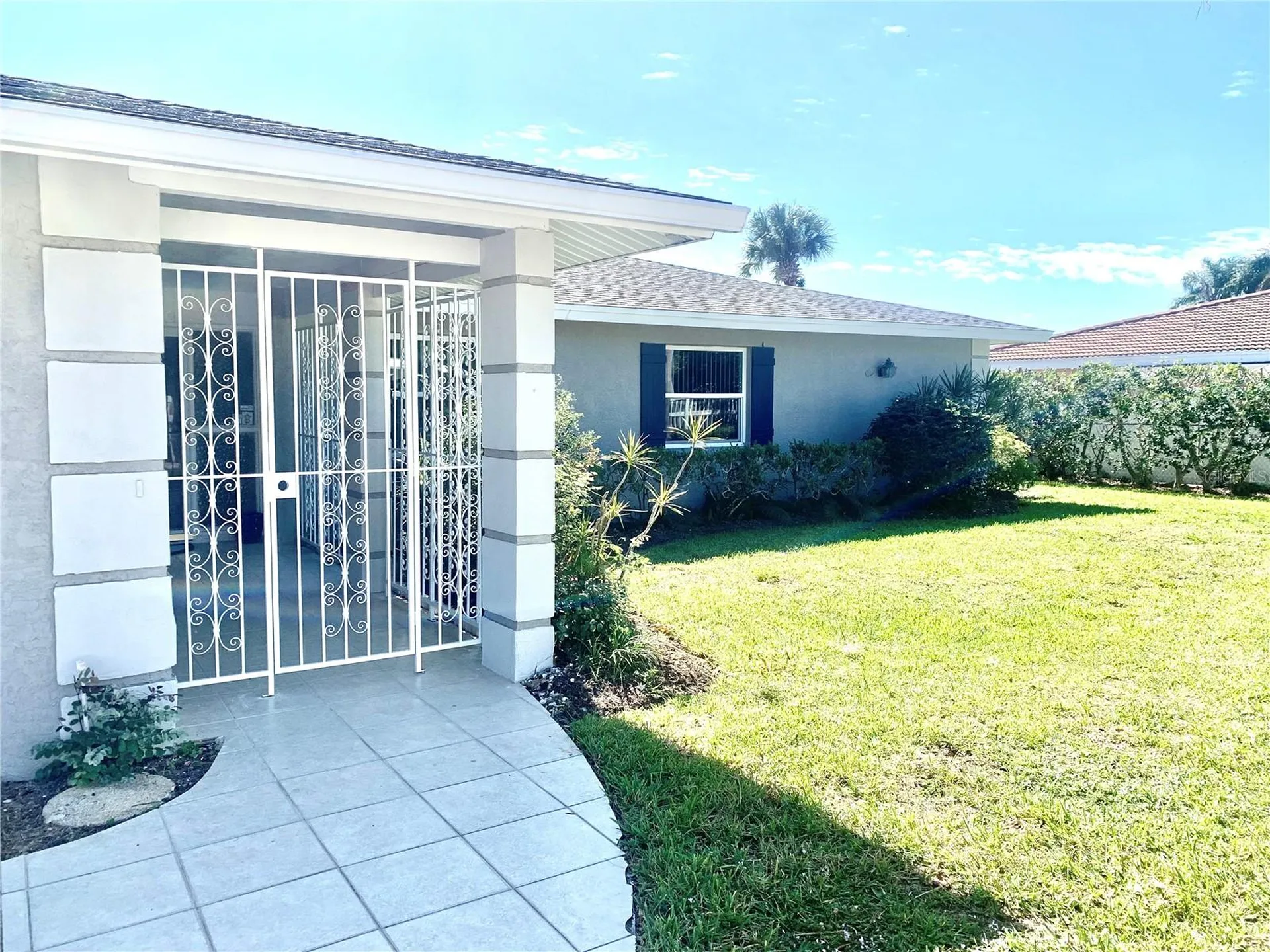 1714 Meadowood Street Sarasota FL 34231