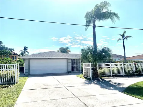 1714 Meadowood Street Sarasota FL 34231