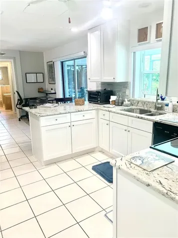 1714 Meadowood Street Sarasota FL 34231