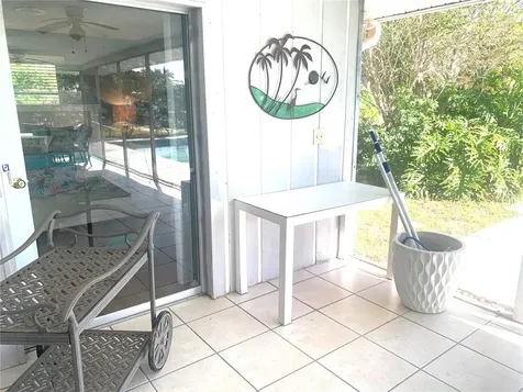 1714 Meadowood Street Sarasota FL 34231