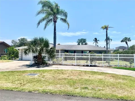 1714 Meadowood Street Sarasota FL 34231