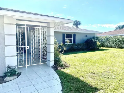 1714 Meadowood Street Sarasota FL 34231