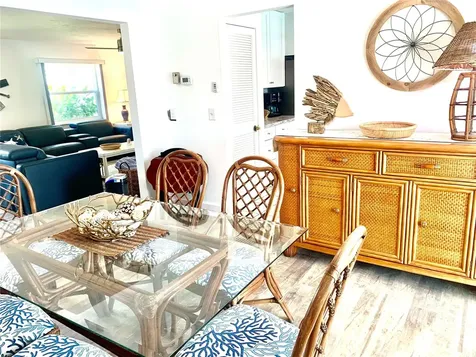 1714 Meadowood Street Sarasota FL 34231