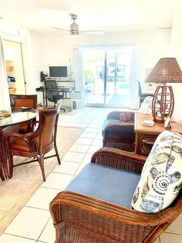 1714 Meadowood Street Sarasota FL 34231