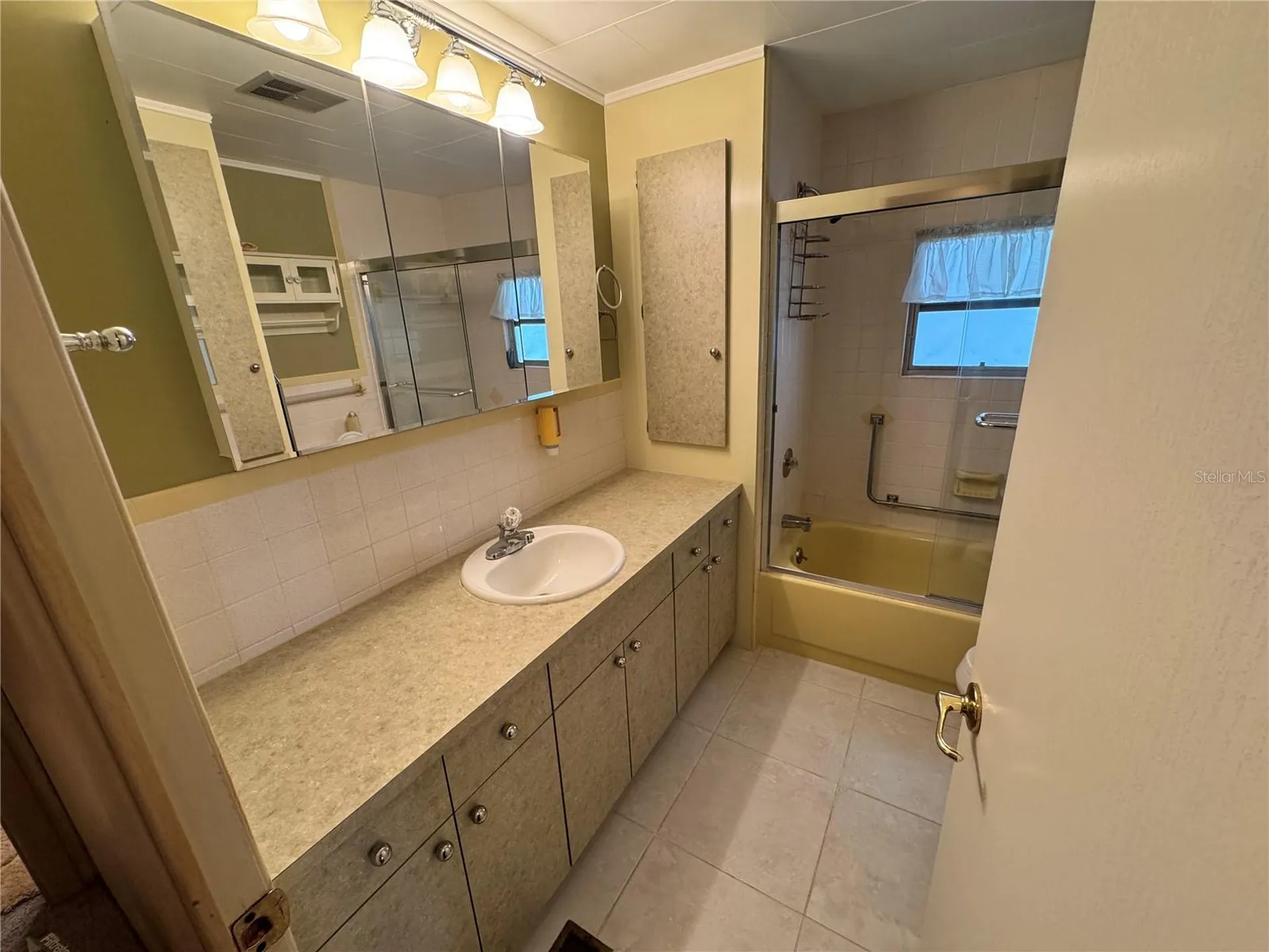 2331 Belleair Road Clearwater FL 33764