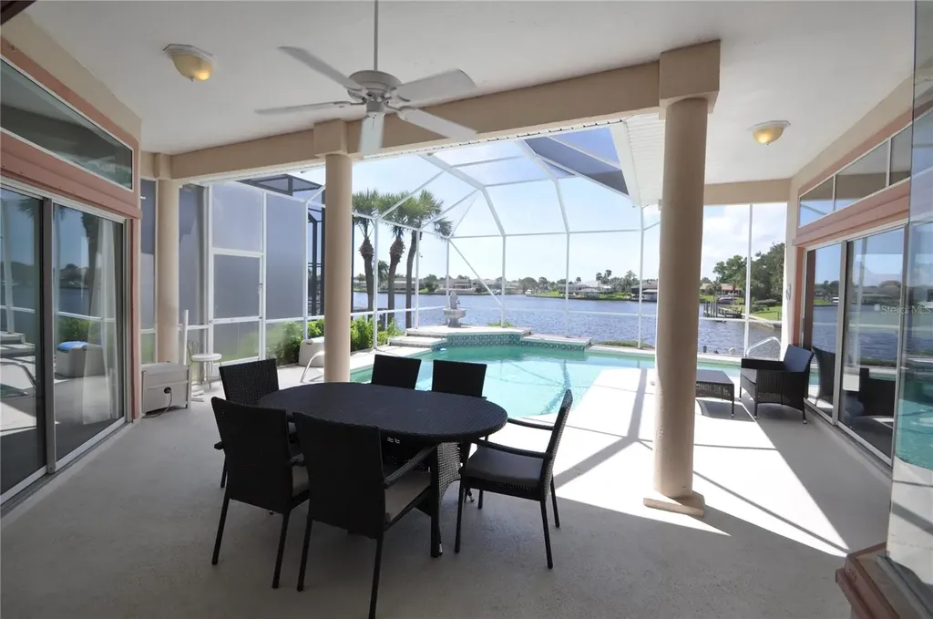 16 Cedarwood Court Palm Coast FL 32137