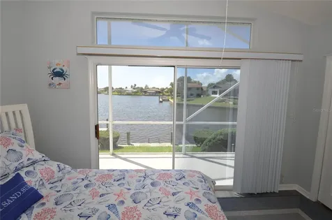 16 Cedarwood Court Palm Coast FL 32137