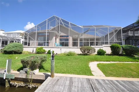 16 Cedarwood Court Palm Coast FL 32137