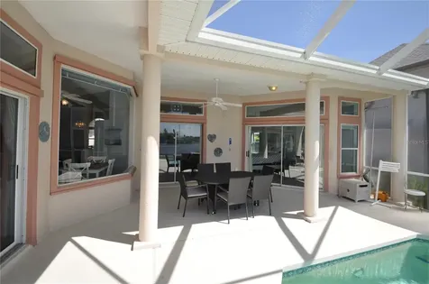 16 Cedarwood Court Palm Coast FL 32137