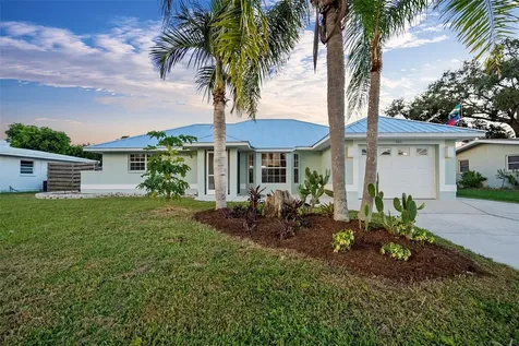 560 Sheridan Drive Venice FL 34293