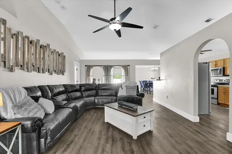 2125 Tealwood Circle Tavares FL 32778
