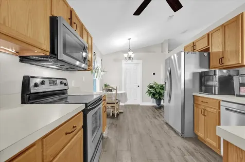 2125 Tealwood Circle Tavares FL 32778