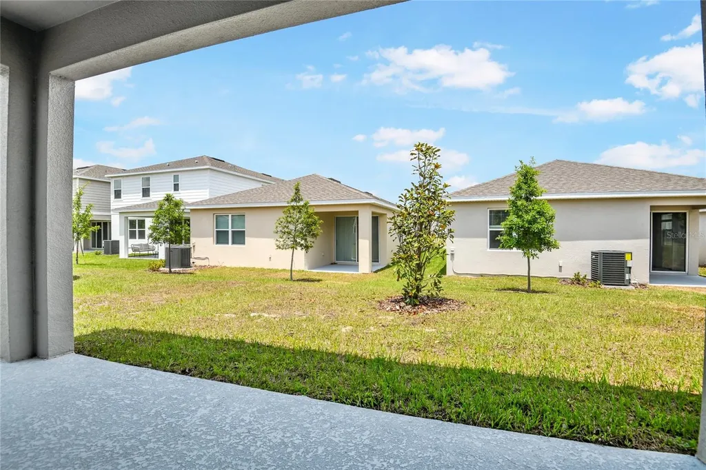 192 Flag Lilly Lane Umatilla FL 32784
