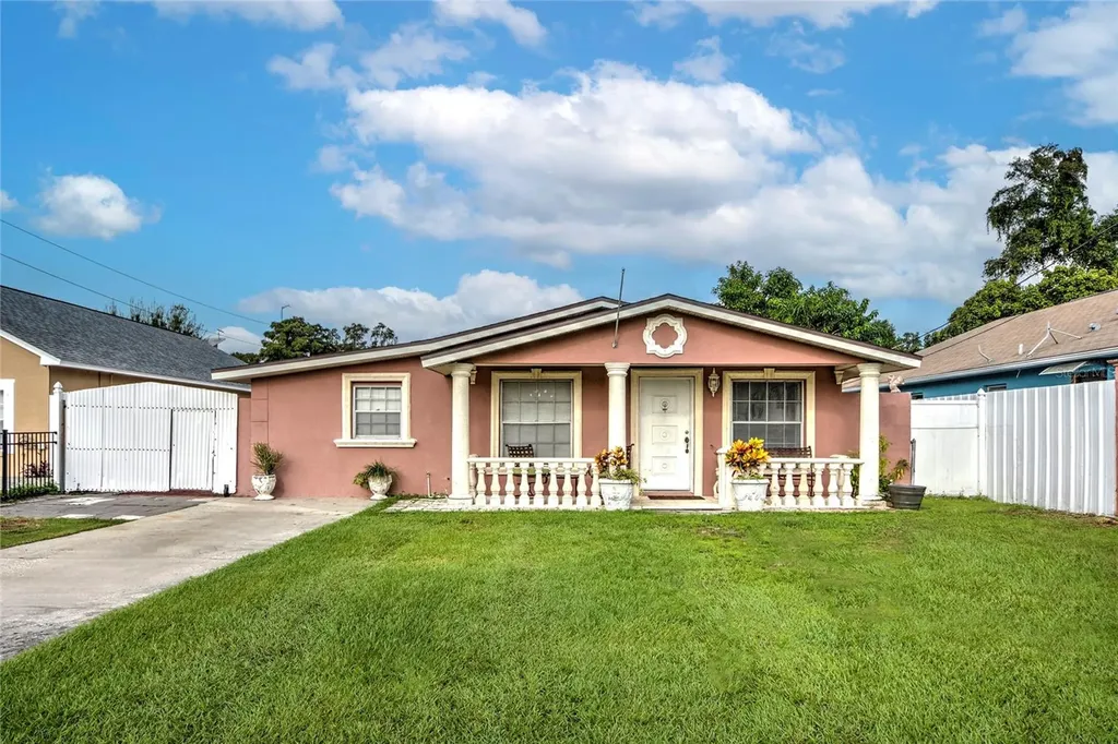 6906 N Clark Avenue Tampa FL 33614