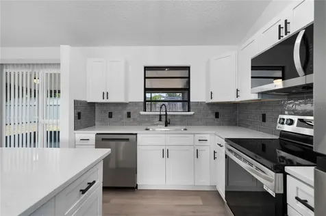 8113 Old Grove Drive Orlando FL 32818
