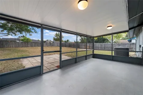 8113 Old Grove Drive Orlando FL 32818