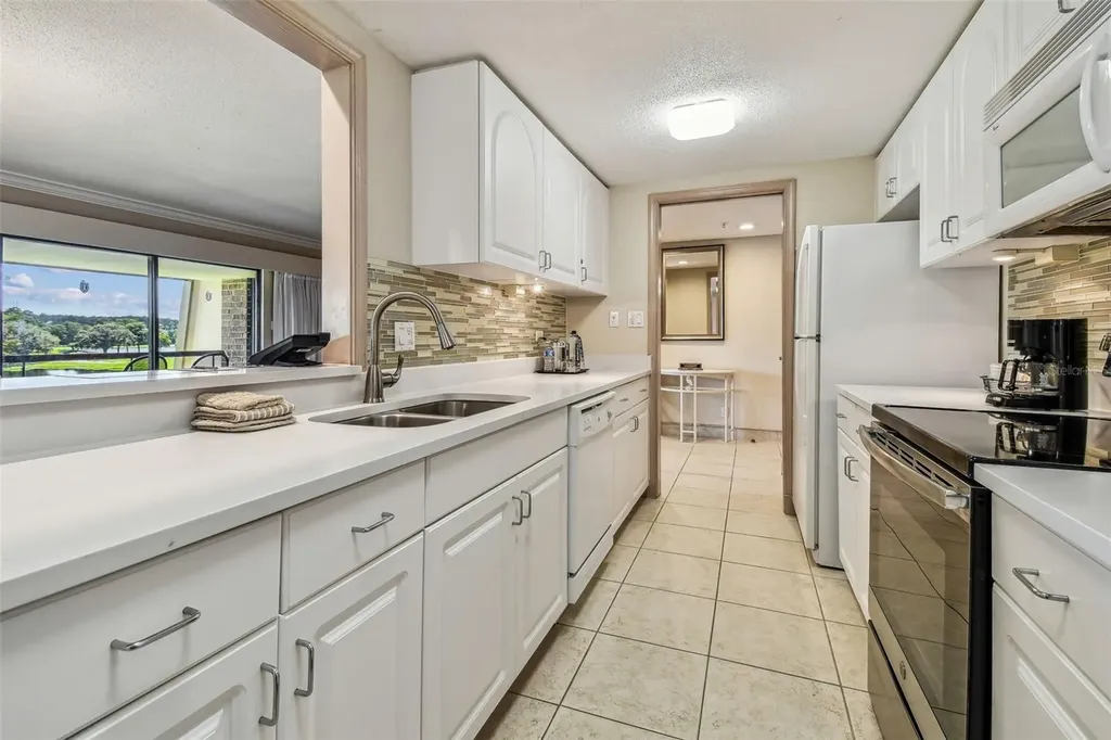 36750 Us Highway 19 N Palm Harbor FL 34684
