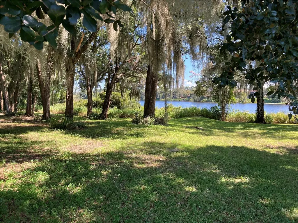 3613 Azurite Court Deland FL 32724