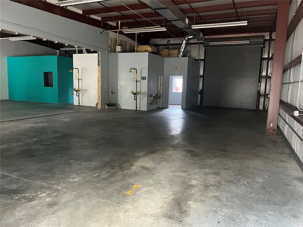 2433 S 86th Street Tampa FL 33619