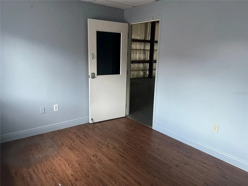2433 S 86th Street Tampa FL 33619