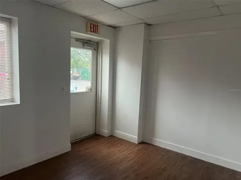 2433 S 86th Street Tampa FL 33619