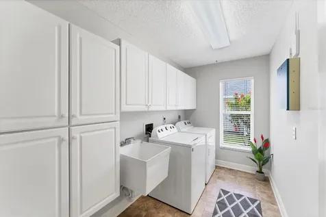 5306 19th Avenue W Bradenton FL 34209