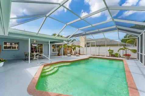 5306 19th Avenue W Bradenton FL 34209