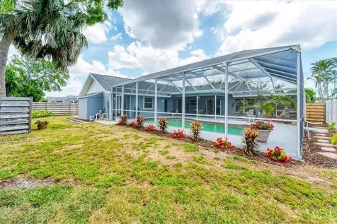 5306 19th Avenue W Bradenton FL 34209