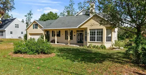 30732 Fairview Avenue Tavares FL 32778