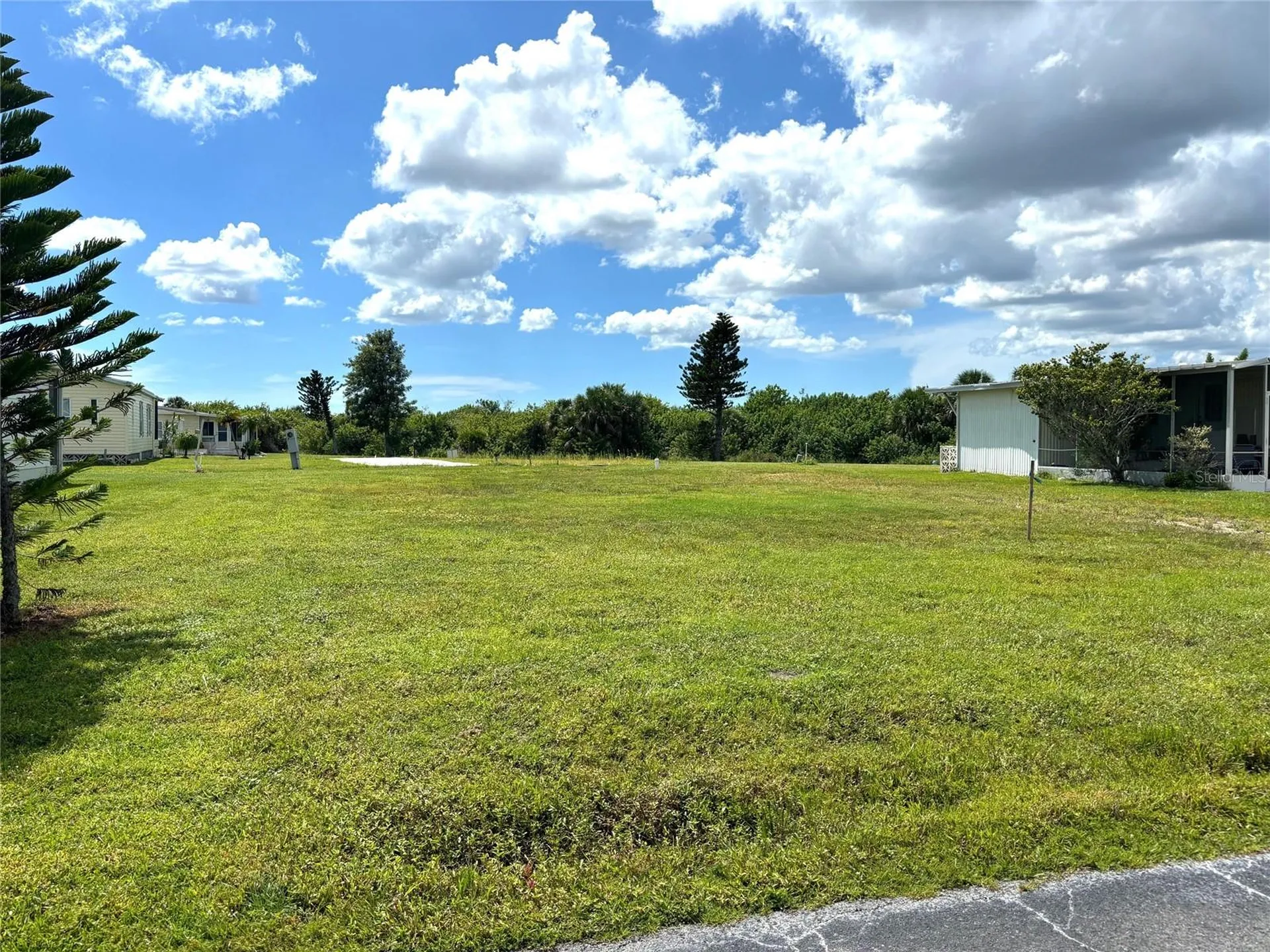 659 La Sala North Port FL 34287