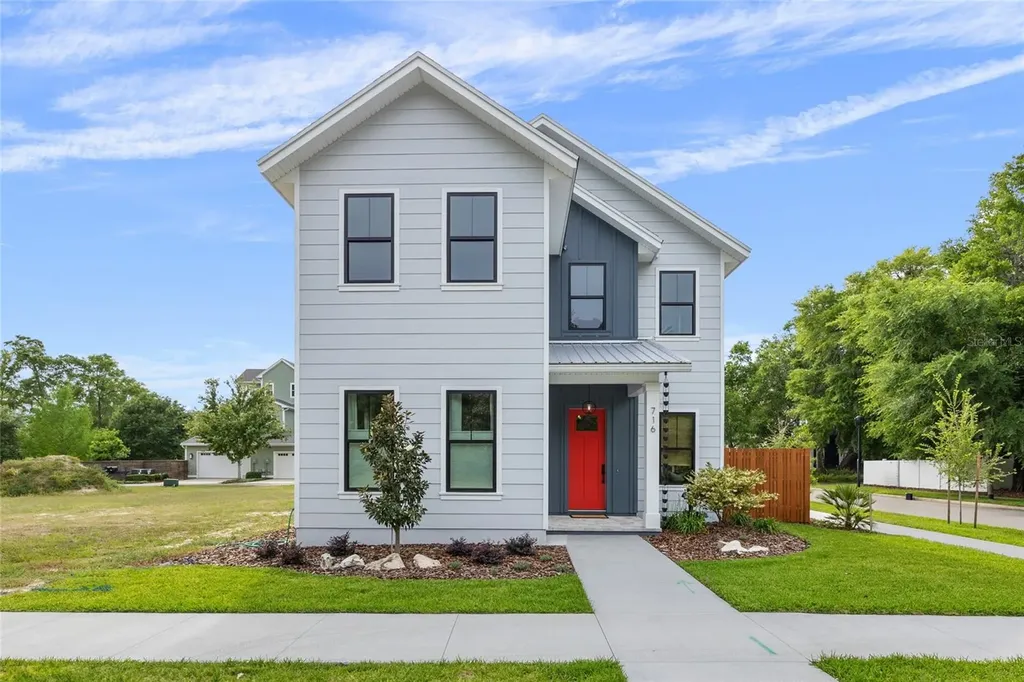 716 SW 131 Street Newberry FL 32669