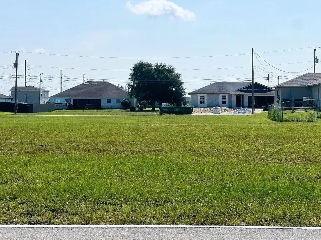2713 Santa Barbara Boulevard N Cape Coral FL 33993