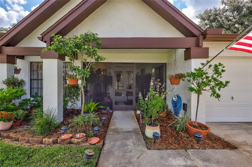 1237 Camelot Court Palm Harbor FL 34684