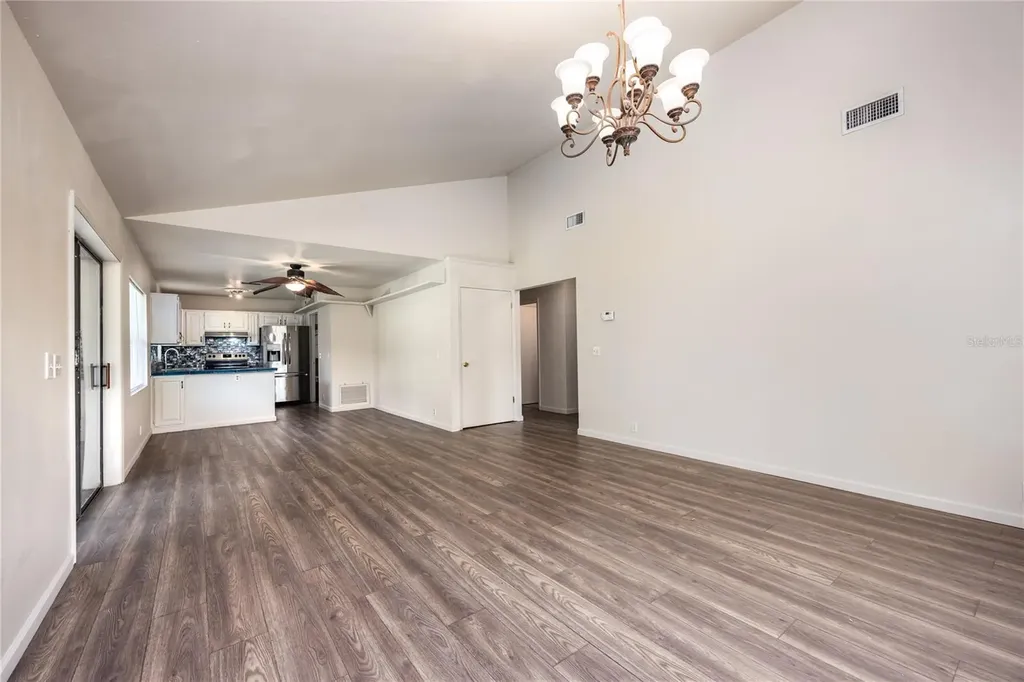 131 Riley Lake Drive Hawthorne FL 32640