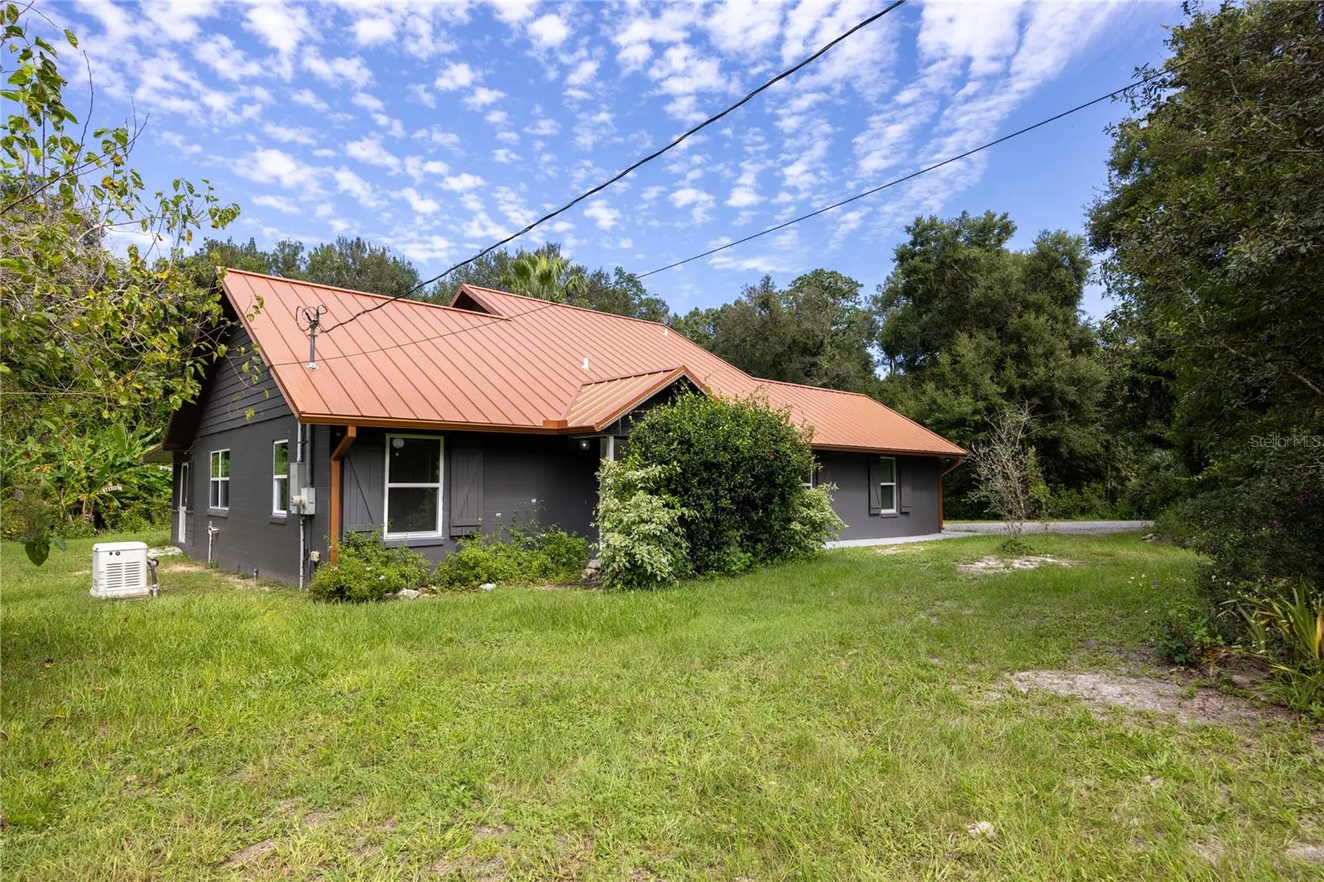 131 Riley Lake Drive Hawthorne FL 32640