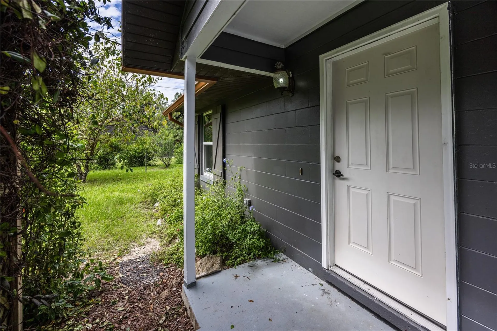 131 Riley Lake Drive Hawthorne FL 32640