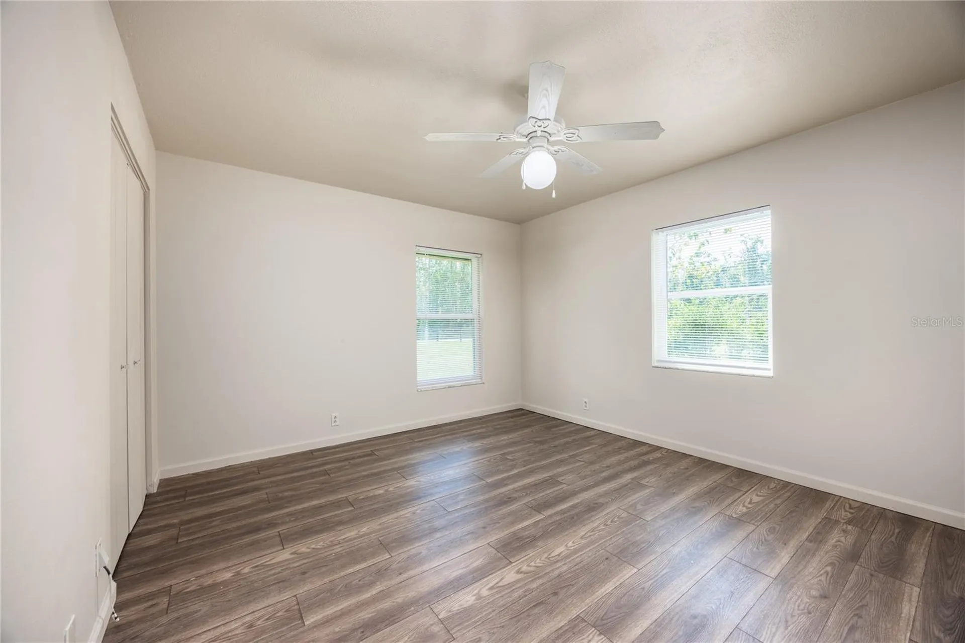 131 Riley Lake Drive Hawthorne FL 32640